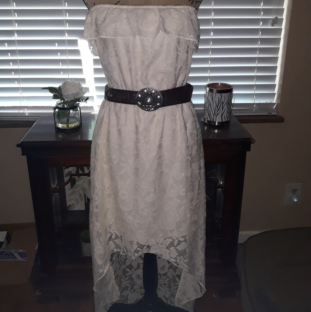Bongo lace dress